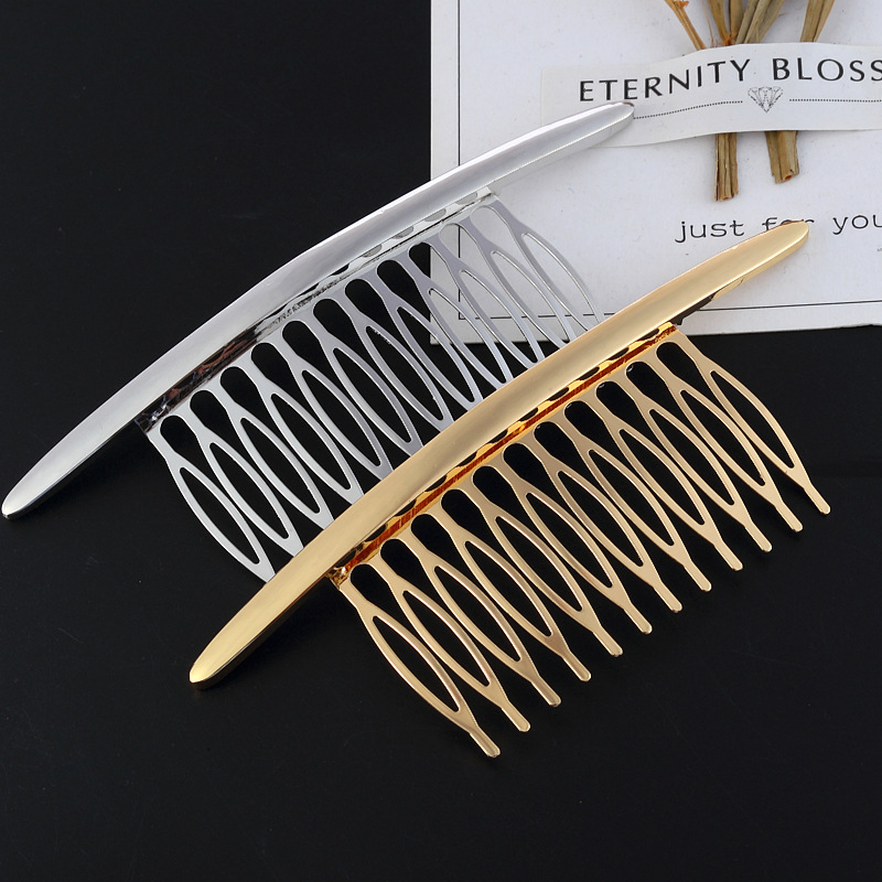 Hair Care Japanese - Eleganckie metalowe grzebienie do włosów dla